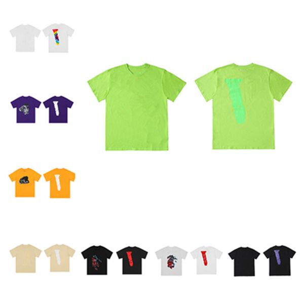 2022 new summer men's polos mens women designers t shirts loose tees fashion brands man s casual v shirt luxurys clothing street short, White;black
2022 new summer men's polos mens women designers t shirts loose tees fashion brands man s casual v shirt luxurys clothing street short, White;black