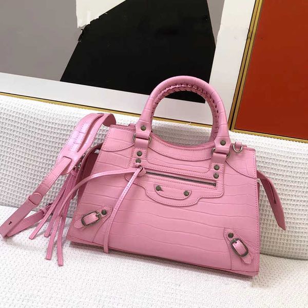 designer bags classic bag women handbags crossbody motorcycle bags crocodile pattern leather fashion trend ladies black handle purses
designer bags classic bag women handbags crossbody motorcycle bags crocodile pattern leather fashion trend ladies black handle purses