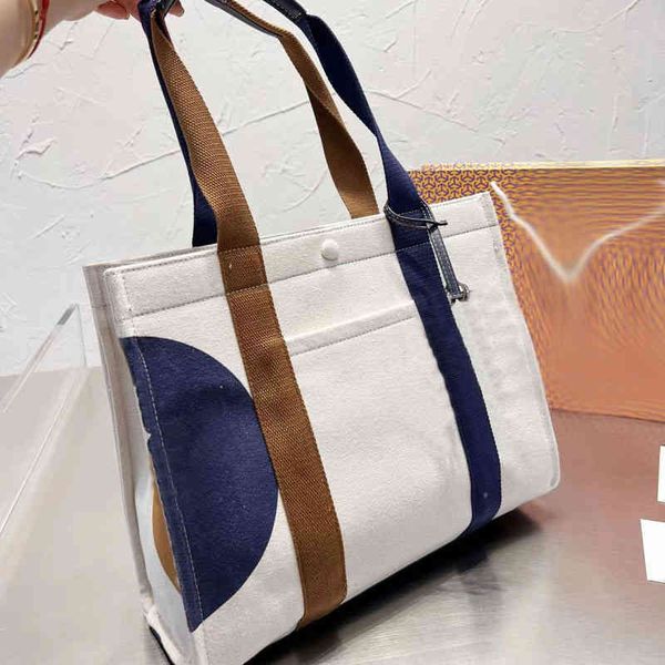 designer luxury women bag torys handbag tb fashion inclined shoulder bags versatile purses tories burchs totes large capacity saddle coal 7a
designer luxury women bag torys handbag tb fashion inclined shoulder bags versatile purses tories burchs totes large capacity saddle coal 7a