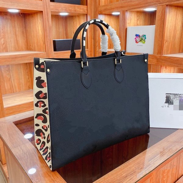 2021 luxurys designers onthego mm gm bag bags handbags m45321 quality ladies chain shoulder patent leather diamond evening wallet luxurybag
2021 luxurys designers onthego mm gm bag bags handbags m45321 quality ladies chain shoulder patent leather diamond evening wallet luxurybag