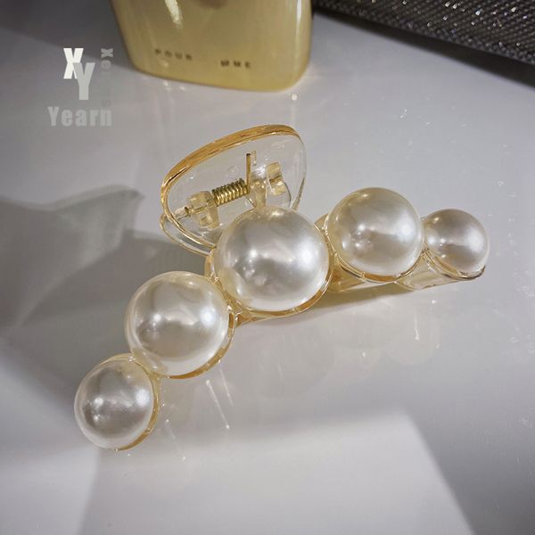 korean pearl hairpin side clip back of the head large hair grabbing hair clip grabbing hairpin head for europe and america woman, Slivery;golden
korean pearl hairpin side clip back of the head large hair grabbing hair clip grabbing hairpin head for europe and america woman, Slivery;golden