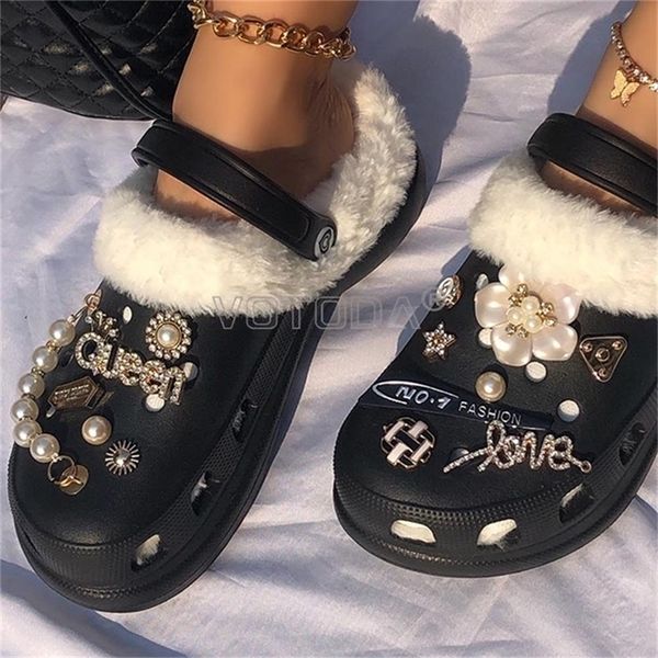 shoe parts accessories luxury brand designer s charms for croc bling pearl metal chain flower rivet girl gift 220909, White;pink
shoe parts accessories luxury brand designer s charms for croc bling pearl metal chain flower rivet girl gift 220909, White;pink