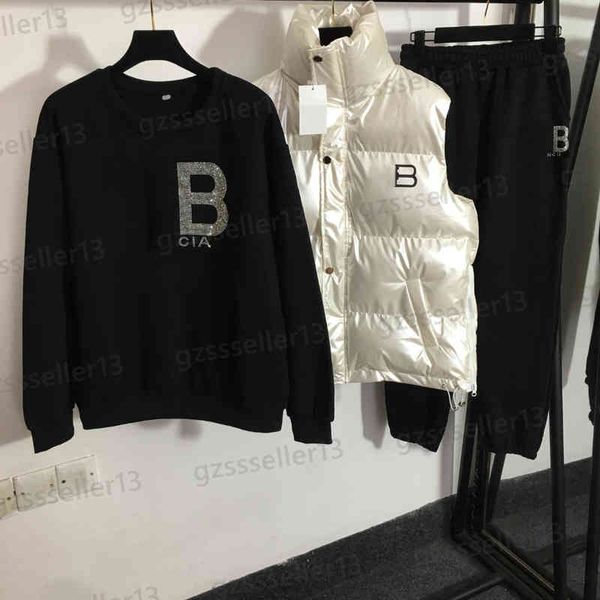 three-piece sets womens designer tracksuits jogging suit classic letter logo print vest jacket and fleece sweater with casual trousers 4 col, Gray
three-piece sets womens designer tracksuits jogging suit classic letter logo print vest jacket and fleece sweater with casual trousers 4 col, Gray