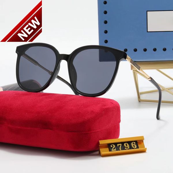 2022 luxury digner sunglass for women men eyeglass outdoor shad pc frame fashion classic lady sun glass mirrors for womanksqz, White;black
2022 luxury digner sunglass for women men eyeglass outdoor shad pc frame fashion classic lady sun glass mirrors for womanksqz, White;black