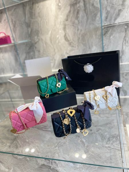 tz ladies luxury lambskin flap shoulder bag double letters metal heart chain square fat crossbody bags with heart pattern ribbon outdoor han
tz ladies luxury lambskin flap shoulder bag double letters metal heart chain square fat crossbody bags with heart pattern ribbon outdoor han