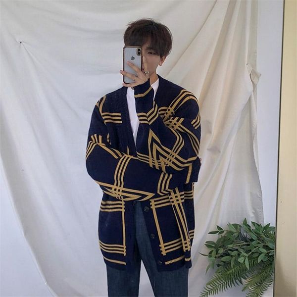 men s sweaters dimi korean v neck plaid line cardigan knit winter coats autumn men retro loose casual 220909, White;black
men s sweaters dimi korean v neck plaid line cardigan knit winter coats autumn men retro loose casual 220909, White;black