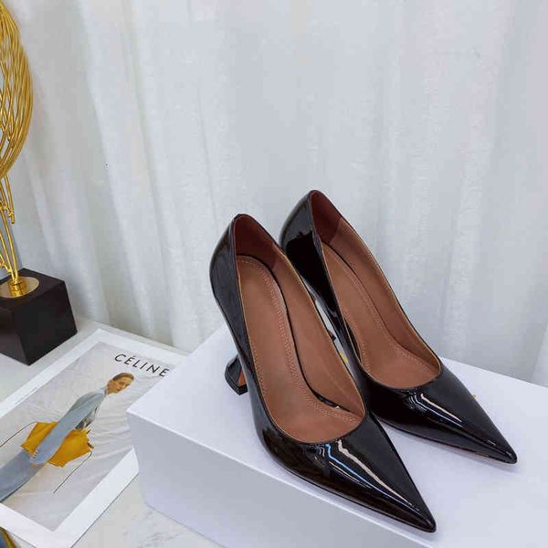 dress shoes spring and autumn wine glass with net red french small high heels women's versatile pointed single shoes, Black
dress shoes spring and autumn wine glass with net red french small high heels women's versatile pointed single shoes, Black