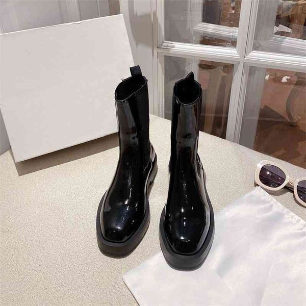 boots net red martin boots women's spring and autumn leather single chelsea chimney middle, Black
boots net red martin boots women's spring and autumn leather single chelsea chimney middle, Black
