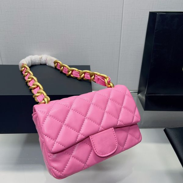 classic mini flap lambskin quilted bags genuine leather thick chain shoulder womens luxury designer outdoor sacoche purse capacity handbags
classic mini flap lambskin quilted bags genuine leather thick chain shoulder womens luxury designer outdoor sacoche purse capacity handbags