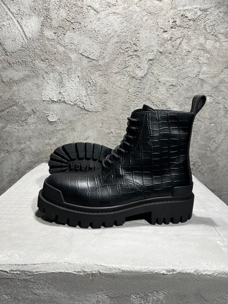 2023 year new great mens beautiful boots shoes - mens designer boots eu size 39-45, Black
2023 year new great mens beautiful boots shoes - mens designer boots eu size 39-45, Black