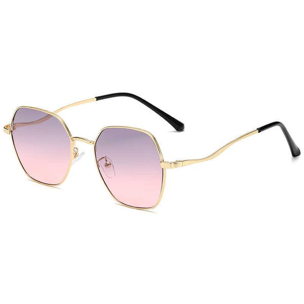 sunglasssunglasses women s advanced sense ins new fashion elegant sunglasses metal frame korean personalized light color trend glasses, White;black
sunglasssunglasses women s advanced sense ins new fashion elegant sunglasses metal frame korean personalized light color trend glasses, White;black