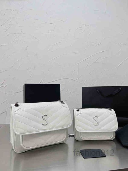 620s ening bags leather tote chain women fashion shoulder original luxury designer bags crossbody handbags multi pochette
620s ening bags leather tote chain women fashion shoulder original luxury designer bags crossbody handbags multi pochette