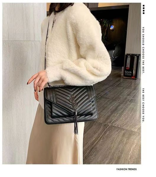 classic designer handbags 2022 new fashion ins women's xiaoxiangfeng lingge chain bag messenger one shoulder small square
classic designer handbags 2022 new fashion ins women's xiaoxiangfeng lingge chain bag messenger one shoulder small square