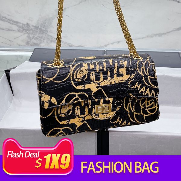 artsy designer 5a quality purse clutch shoulder bags pochette purses soft sheepskin leather embossed letter multi-layer pouch sliding remova
artsy designer 5a quality purse clutch shoulder bags pochette purses soft sheepskin leather embossed letter multi-layer pouch sliding remova