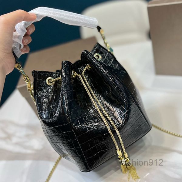 evening bags women mini bucket bag snakehead enamel handbag tassels crossbody bag purse genuine leather half chain shoulder bags handle
evening bags women mini bucket bag snakehead enamel handbag tassels crossbody bag purse genuine leather half chain shoulder bags handle