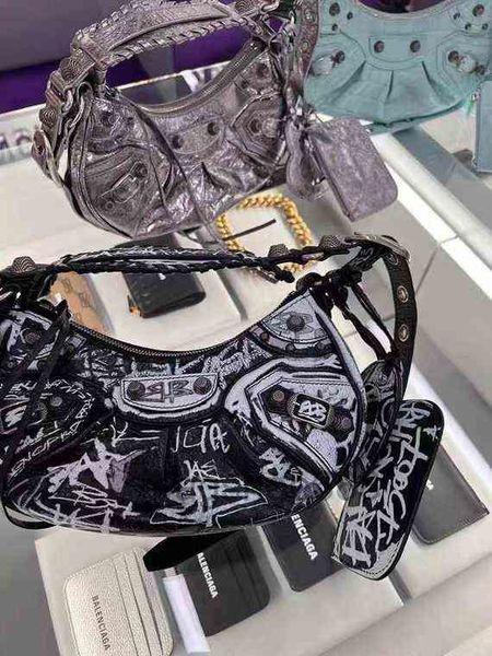 designer bags bag handbags bags le ca designer shoulder handbag graffiti oblique back moon blogger show aihj
designer bags bag handbags bags le ca designer shoulder handbag graffiti oblique back moon blogger show aihj