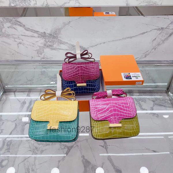 shoulder bags fashion new ladies bag crocodile pattern colorblock leather h buckle small square bag premium women messenger handbag
shoulder bags fashion new ladies bag crocodile pattern colorblock leather h buckle small square bag premium women messenger handbag