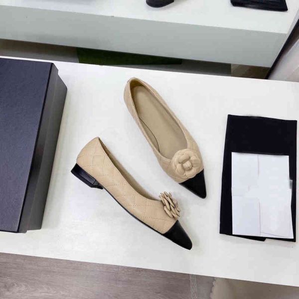 dress shoes spring celebrities thick medium heel pointed camellia single shoes shallow mouth low fashionable versatile women's, Black
dress shoes spring celebrities thick medium heel pointed camellia single shoes shallow mouth low fashionable versatile women's, Black