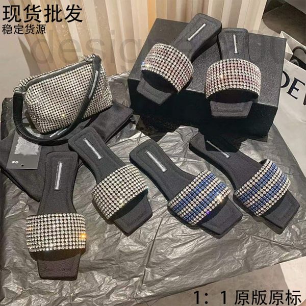 dress shoes designer 2022 summer new aw king net red water diamond flat bottom flip flops women's fashionable square head cool slippers, Black
dress shoes designer 2022 summer new aw king net red water diamond flat bottom flip flops women's fashionable square head cool slippers, Black