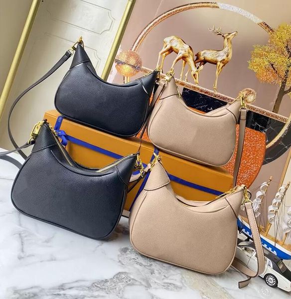 luxurys designers totes women cross body handbags chains shoulder handbag totes messenger tote bags clutch underarm purse ladies purses bag
luxurys designers totes women cross body handbags chains shoulder handbag totes messenger tote bags clutch underarm purse ladies purses bag