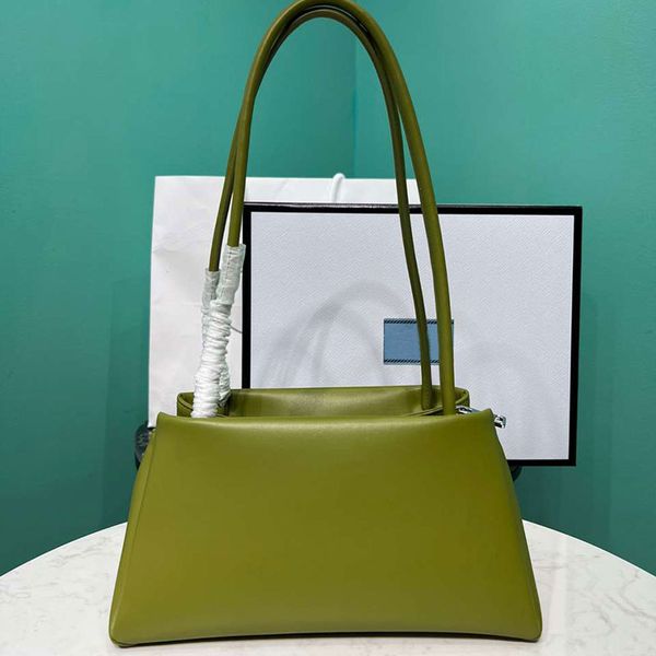 armpit shoulder bags women handbag purses solid color imported sheepskin totes zipper pocket slender leather shoulder strap large capacity f
armpit shoulder bags women handbag purses solid color imported sheepskin totes zipper pocket slender leather shoulder strap large capacity f