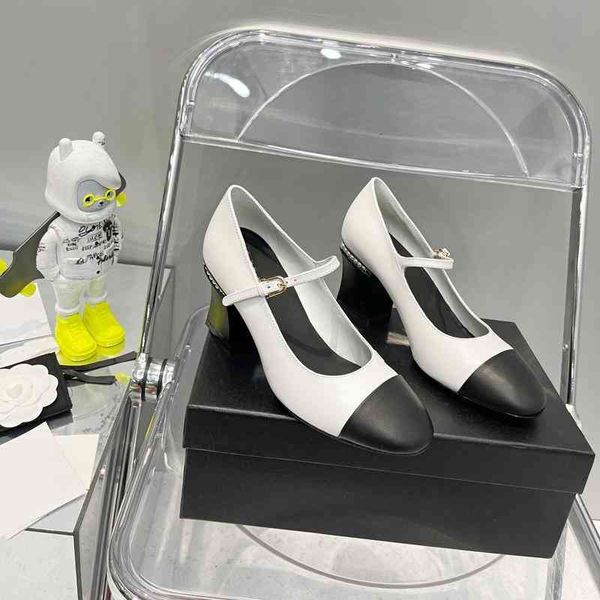 autumn dress shoes pearl decorated thick heel high heels leather color matching straight line belt mary jane shoes women's single tpg5, Black
autumn dress shoes pearl decorated thick heel high heels leather color matching straight line belt mary jane shoes women's single tpg5, Black
