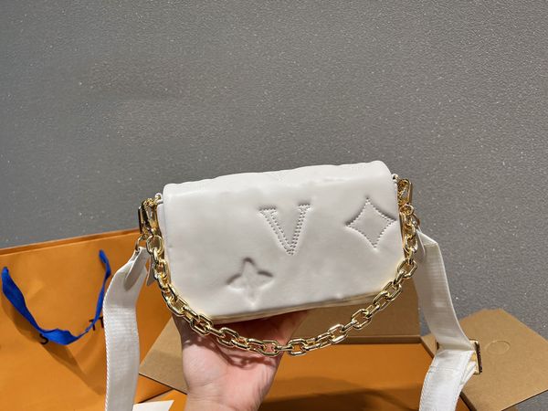 designer v small square bag womens fashion new fashion women's bags leather wallet handbag quality metal hardware chain luxury handbag
designer v small square bag womens fashion new fashion women's bags leather wallet handbag quality metal hardware chain luxury handbag
