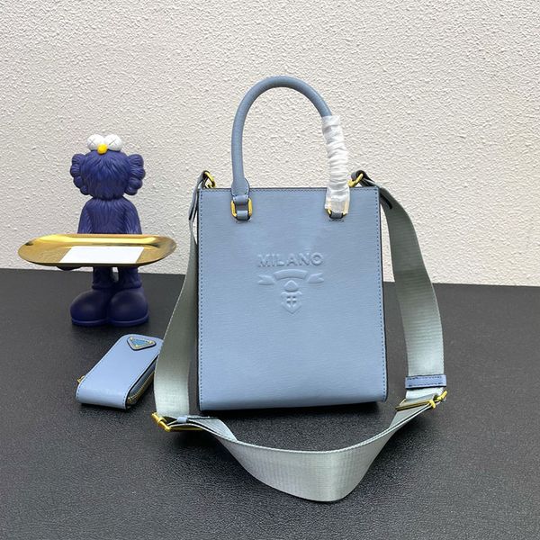 mini tote bags women 2 in 1 crossbody shoulder bags open coin purse handle handbags cowhide genuine leather fashion letters print removable
mini tote bags women 2 in 1 crossbody shoulder bags open coin purse handle handbags cowhide genuine leather fashion letters print removable