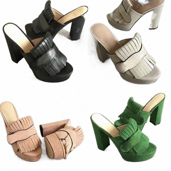 2022 women fashion platform pump sandal mid-heel slide designer sandal leather fold over fringe detail party high heel, Black
2022 women fashion platform pump sandal mid-heel slide designer sandal leather fold over fringe detail party high heel, Black