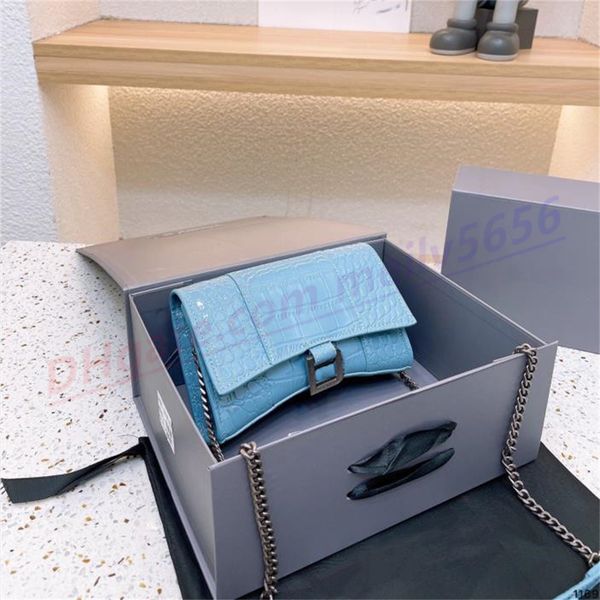 luxury designers handbag bag shoulder crossbody purse alligator half moon backpack letters shoppings tote hasp zipper pocket crocodile women
luxury designers handbag bag shoulder crossbody purse alligator half moon backpack letters shoppings tote hasp zipper pocket crocodile women