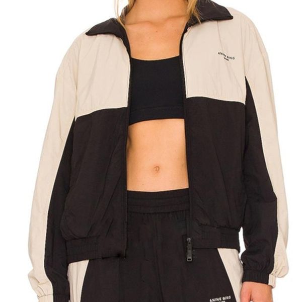 womens down parkas womens trench coats women letter printed zipper windbreaker turndown collar contrast color sweatshirt jacket female autum, Black
womens down parkas womens trench coats women letter printed zipper windbreaker turndown collar contrast color sweatshirt jacket female autum, Black