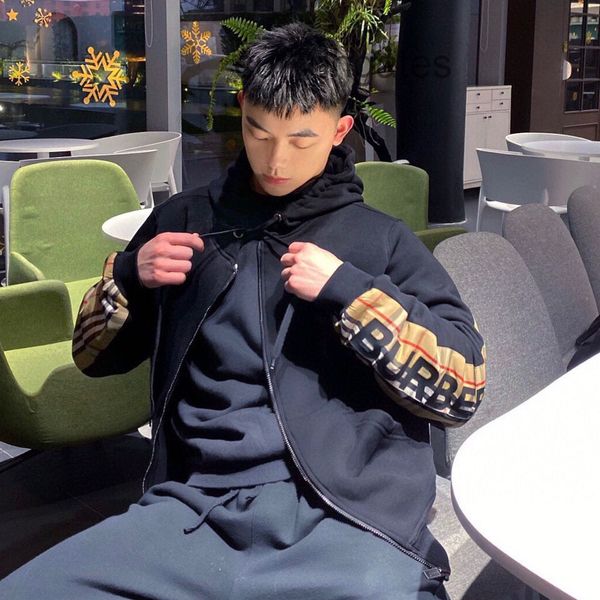 2022 designer burb hoodies online store plaid zipper cardigan sweater men's and women's casual versatile loose, Black
2022 designer burb hoodies online store plaid zipper cardigan sweater men's and women's casual versatile loose, Black