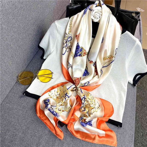 classic style printed square chain korean literature and art decoration neck protection small silk scarf women's spring, Black;purple
classic style printed square chain korean literature and art decoration neck protection small silk scarf women's spring, Black;purple