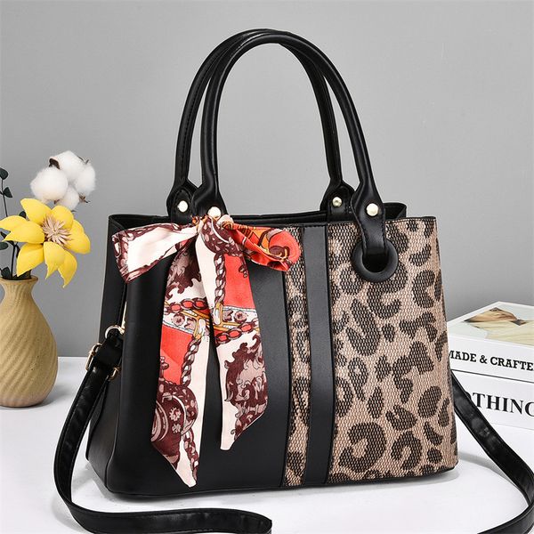 women inclined shoulder bags fashion casual womens bag small handbag totes high-capacity premium leather large volume wholesale girl mobile
women inclined shoulder bags fashion casual womens bag small handbag totes high-capacity premium leather large volume wholesale girl mobile