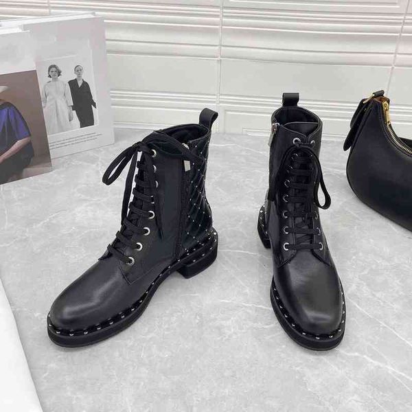 martin boots boots early autumn black leather british motorcycle fried street european short women zn9a
martin boots boots early autumn black leather british motorcycle fried street european short women zn9a
