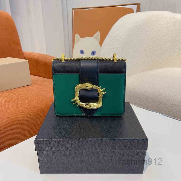 620s ening bags women gold chain handbag shoulder leather designer bags color matching crossbody female metal buckle purses 22031
620s ening bags women gold chain handbag shoulder leather designer bags color matching crossbody female metal buckle purses 22031