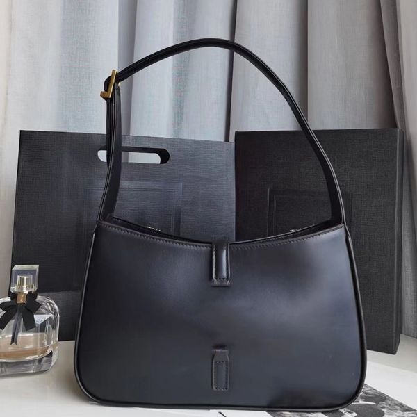 shoulder bags 2022 designer 5a ladies' underarm bag classic luxury leather handbag single shoulder fashionable versatile crescent bag
shoulder bags 2022 designer 5a ladies' underarm bag classic luxury leather handbag single shoulder fashionable versatile crescent bag