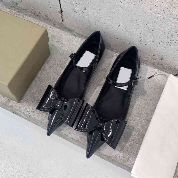 dress shoes mary jane women's shoes bow pointed flat sole single in autumn genuine leather straight line with shallow, Black
dress shoes mary jane women's shoes bow pointed flat sole single in autumn genuine leather straight line with shallow, Black