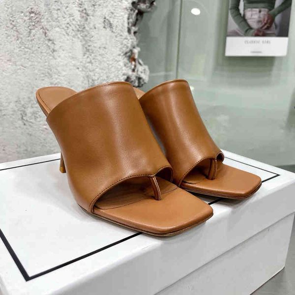 slippers open toe sandals women's summer style square head high heel muller semi slippers fashion soft leather, Black
slippers open toe sandals women's summer style square head high heel muller semi slippers fashion soft leather, Black