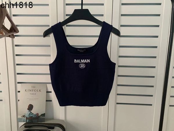 spring and summer new barmas silk u-neck sling letter solid vest women's style, White
spring and summer new barmas silk u-neck sling letter solid vest women's style, White