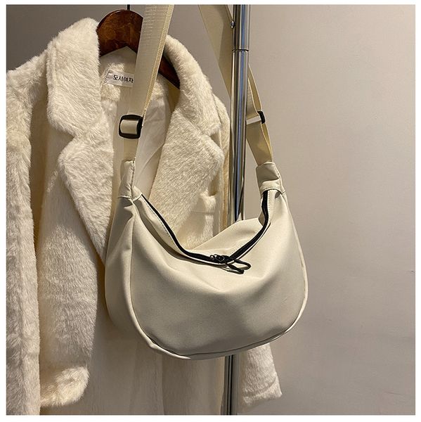 hbp bags women's 2023 new autumn winter trendy korean version large-capacity messenger bag casual lightweight oxford cloth simple dumpl
hbp bags women's 2023 new autumn winter trendy korean version large-capacity messenger bag casual lightweight oxford cloth simple dumpl
