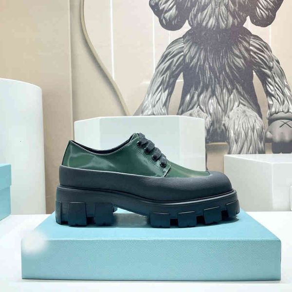 dress shoes autumn and winter thick bottom gear square head tank shoes lace up muffin lofook casual black small leather
dress shoes autumn and winter thick bottom gear square head tank shoes lace up muffin lofook casual black small leather
