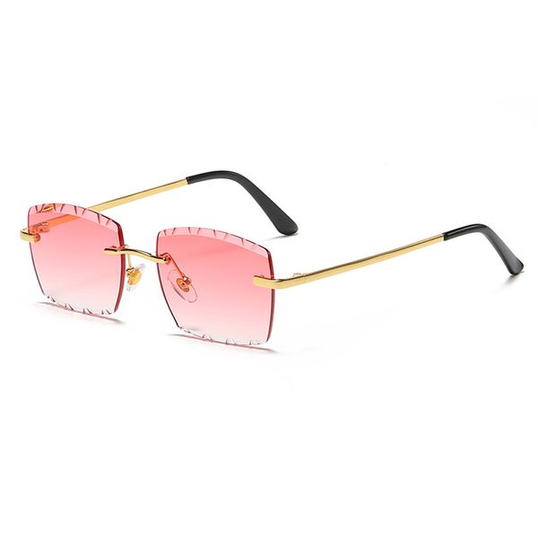 new cut edge small angle glasses fashion ocean gradually changing color sunglasses european and american card family trend df 8297, White;black
new cut edge small angle glasses fashion ocean gradually changing color sunglasses european and american card family trend df 8297, White;black