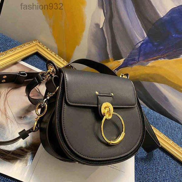 evening bags shoulder bags women handbag leather luxuries designers brand oval crossbody female ring decoration purses with two straps 22032
evening bags shoulder bags women handbag leather luxuries designers brand oval crossbody female ring decoration purses with two straps 22032