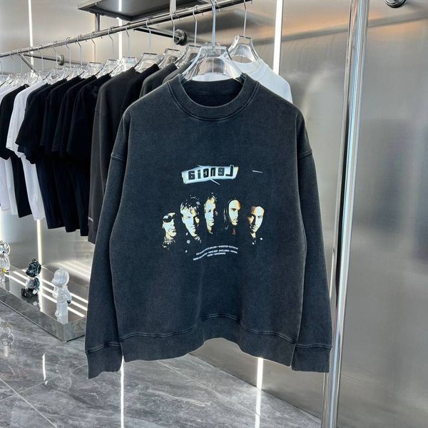 hoodie the new light luxury fashion sweater was printed by paris band round neck pullover loose sweater for lovers, Black
hoodie the new light luxury fashion sweater was printed by paris band round neck pullover loose sweater for lovers, Black