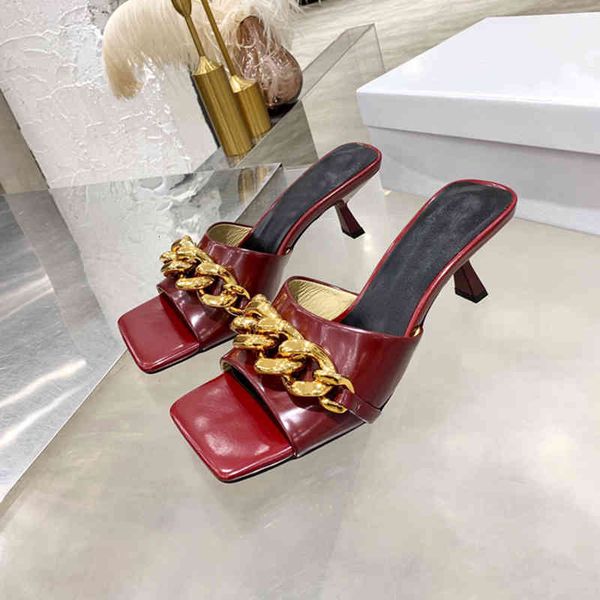 slippers summer french fashionable metal chain square head sandals feminine thin heel open toe middle slippers kauv, Black
slippers summer french fashionable metal chain square head sandals feminine thin heel open toe middle slippers kauv, Black