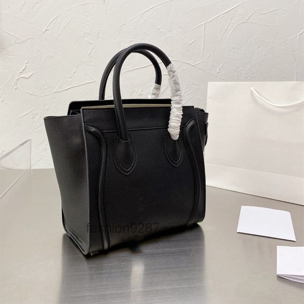 genuine leather handbag luggage mini 31x31x18cm calfskin bag litchi grain lady tote women shopping bags big capacity pack 2022
genuine leather handbag luggage mini 31x31x18cm calfskin bag litchi grain lady tote women shopping bags big capacity pack 2022