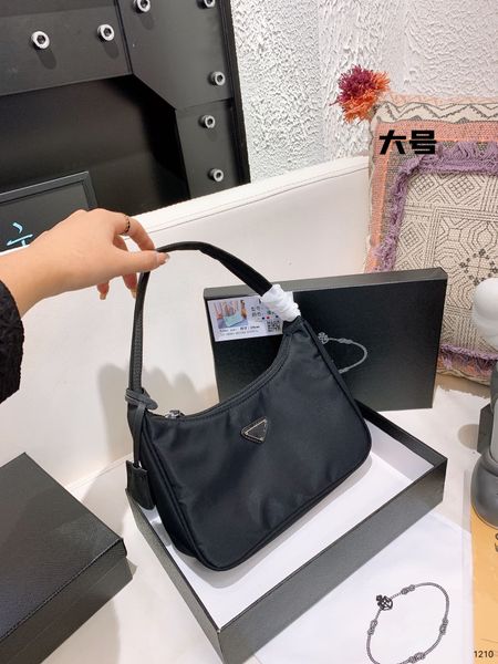 evening bags clutch bags women cleo handbags shoulder bag leather classic underarm hobo bags fashion lady 2022 purses wholesale handbags pur
evening bags clutch bags women cleo handbags shoulder bag leather classic underarm hobo bags fashion lady 2022 purses wholesale handbags pur