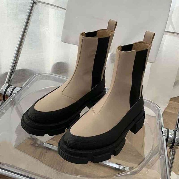 boots in the both thick soled super fire short boots women's chimney martin real leather british round toe chelsea single, Black
boots in the both thick soled super fire short boots women's chimney martin real leather british round toe chelsea single, Black