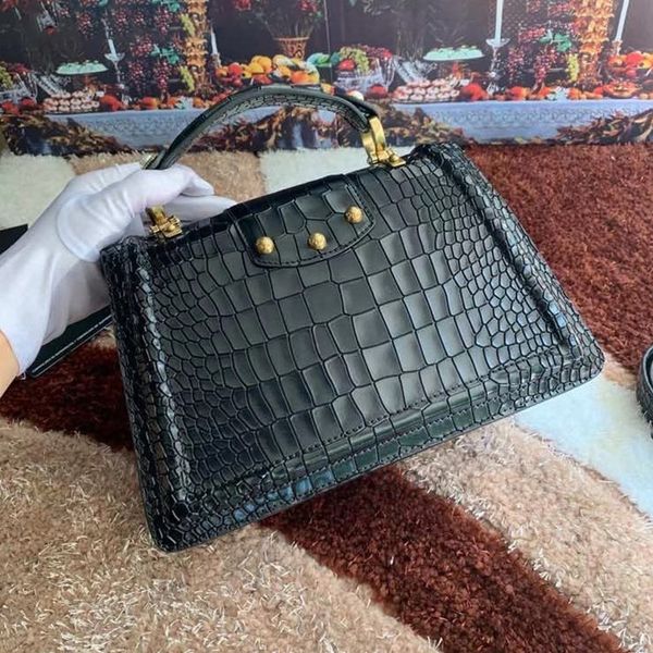 designer bags womens bags branded handbags crocodile pattern one-shoulder diagonal bags baroque style design pearl metal bu
designer bags womens bags branded handbags crocodile pattern one-shoulder diagonal bags baroque style design pearl metal bu